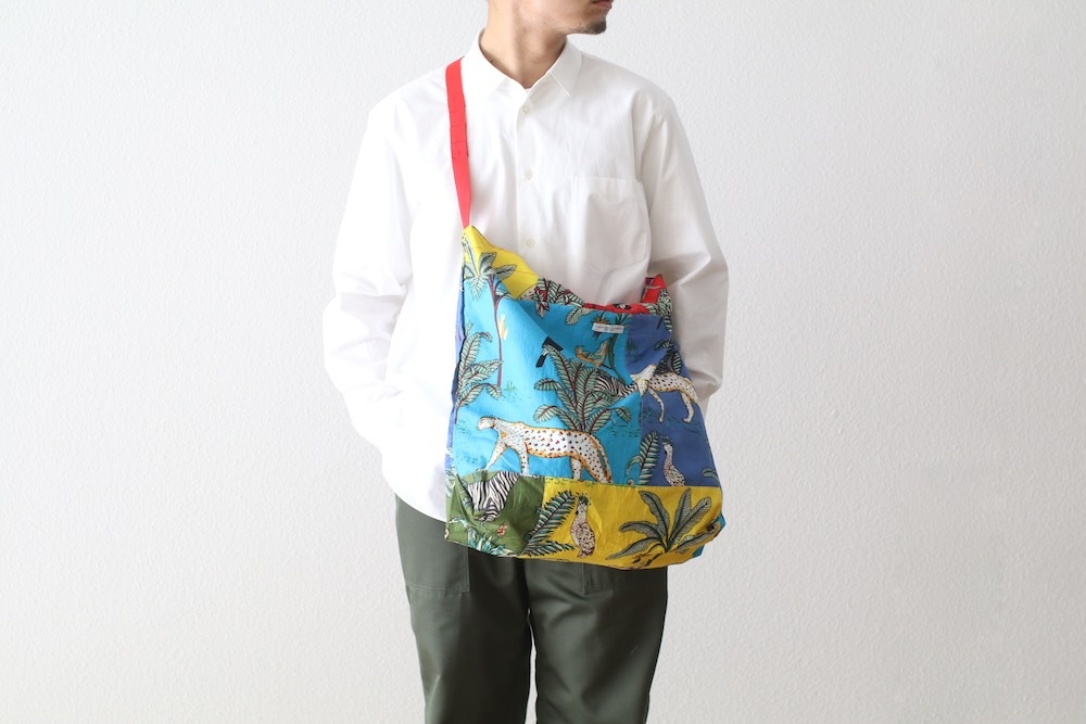 Engineered Garments (���󥸥˥����ɥ�������) "Carry All Tote - Animal Print Patchwork / Floral Satin"