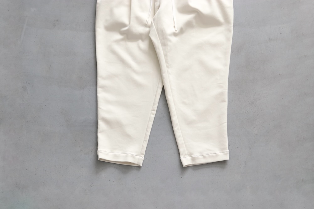 S.F.C(ե) "CROPPED TAPERED EASY PANTS"