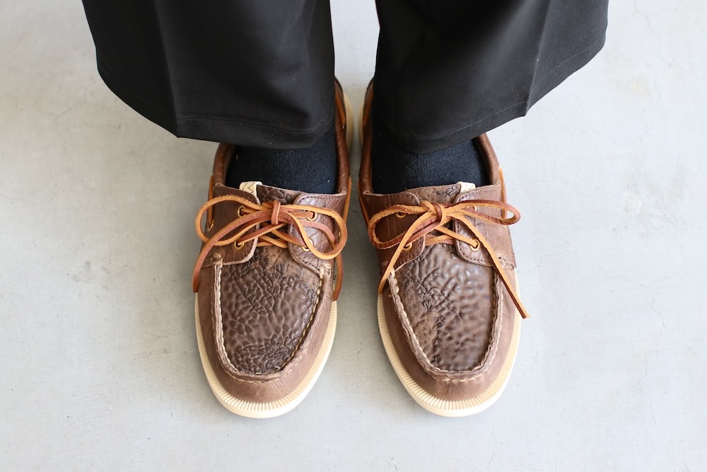希少 visvim ヴィズヴィム ダブルリングモカシン visvim(ヴィズヴィム) “AMERICANA II EYE-FOLK” | visvim / WMV
