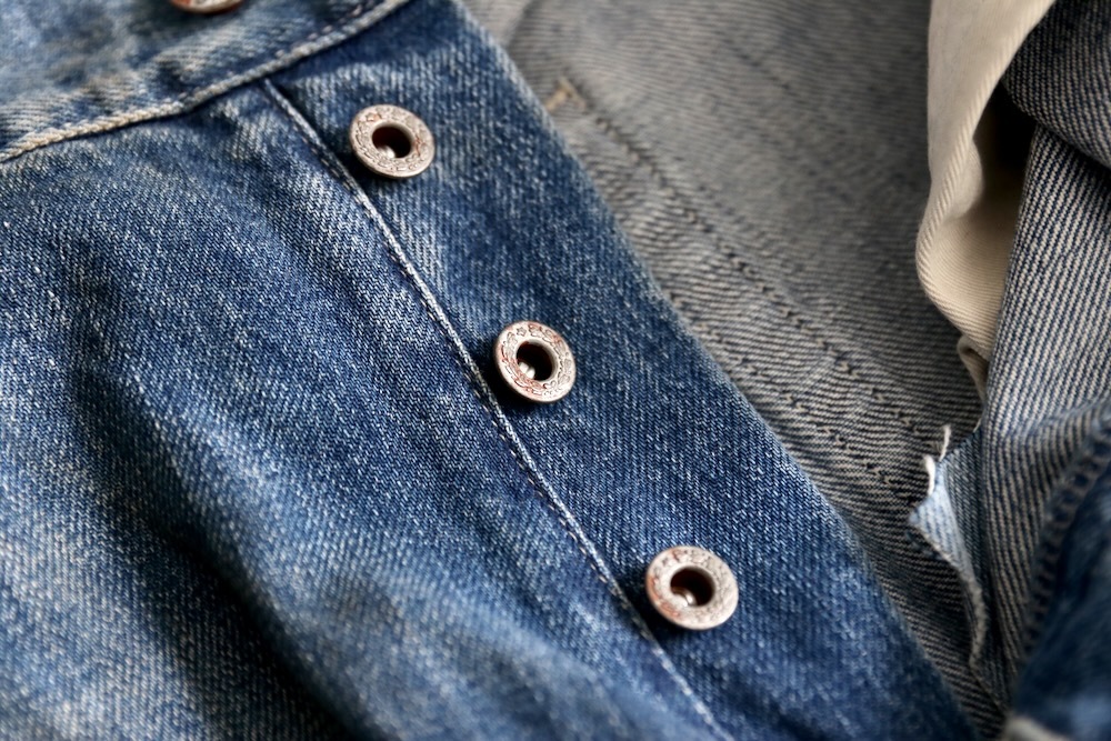 MADNESS (�ޥåɥͥ�) "MADNESS HARD AGING DENIM PANTS. WIDE COMFY (DAMAGED AND REPAIRED FINISH)"
