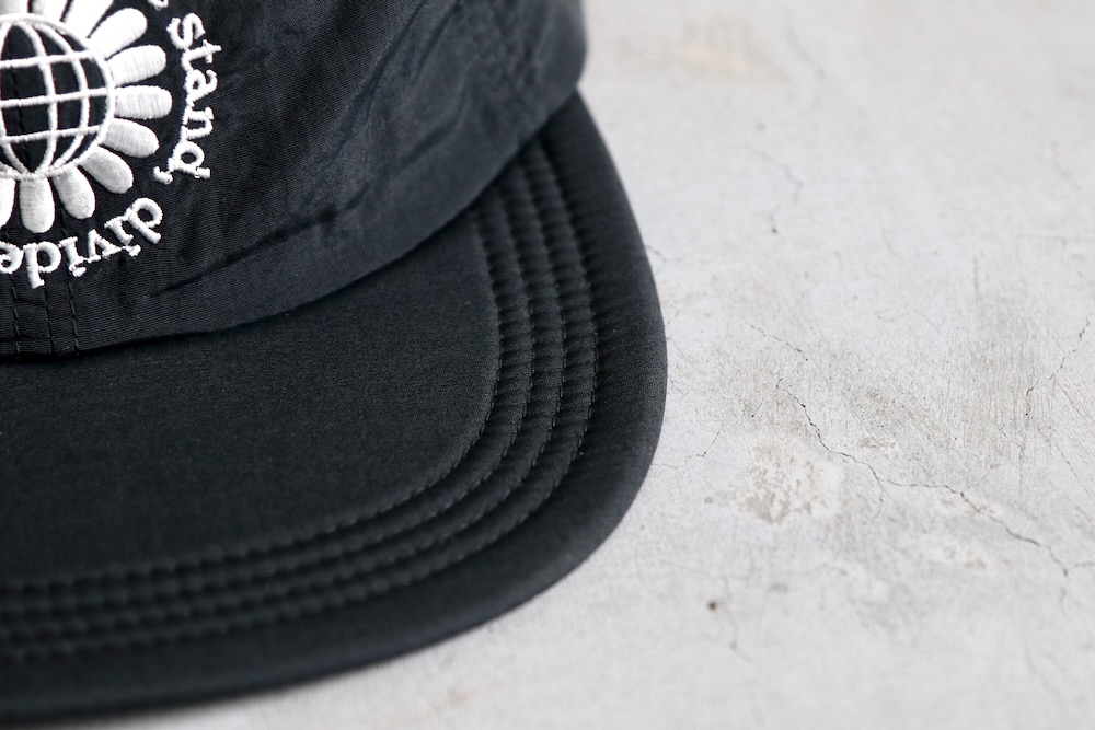 Garbage (٥å) "SOFT BRIM 6 PANEL CAP (MOTTO)"