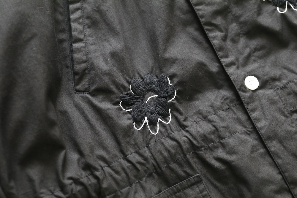 NOMARHYTHM TEXTILE (�Ρ��ޥꥺ��ƥ���������) ��Flower Embroidery Hooded Coat��