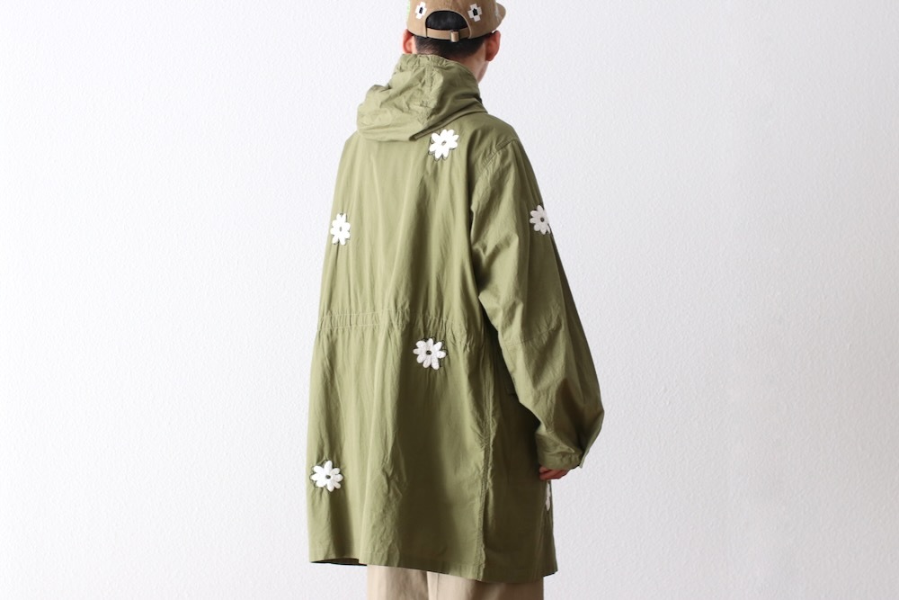 NOMARHYTHM TEXTILE (�Ρ��ޥꥺ��ƥ���������) ��Flower Embroidery Hooded Coat��