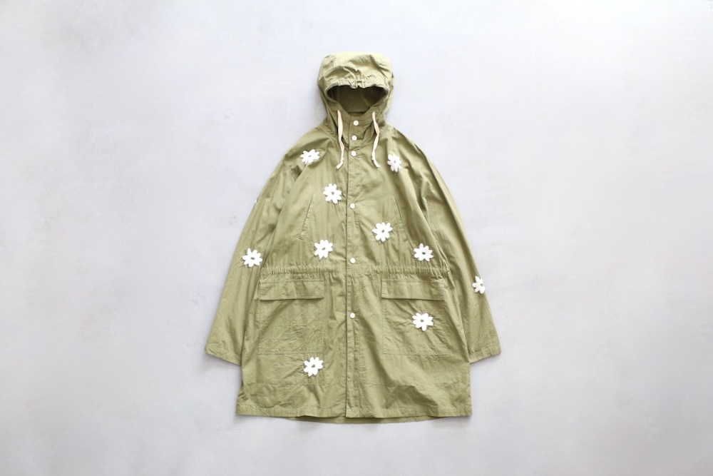 NOMARHYTHM TEXTILE (�Ρ��ޥꥺ��ƥ���������) ��Flower Embroidery Hooded Coat��