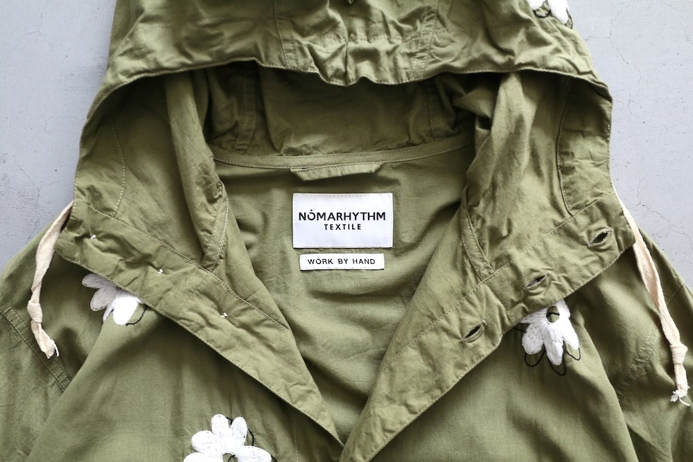 NOMARHYTHM TEXTILE (�Ρ��ޥꥺ��ƥ���������) ��Flower Embroidery Hooded Coat��