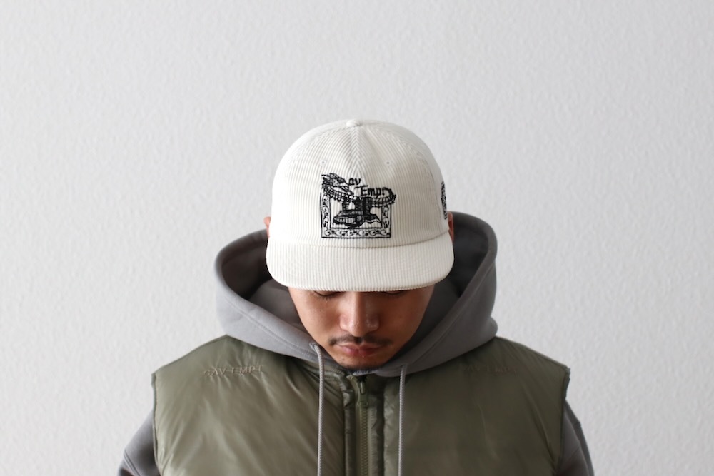 C.E(��������) "DRAGON CASTLE CAP"