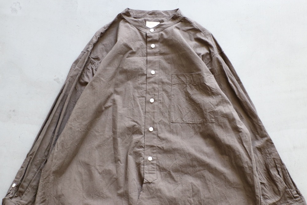 WOMEN'S】TOUJOURS（トゥジュー）“Classic Band Collar Shirt -SHADOW