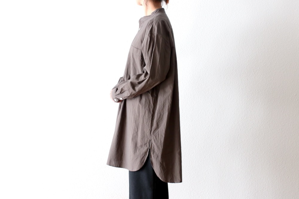 WOMEN'S】TOUJOURS（トゥジュー）“Classic Band Collar Shirt -SHADOW