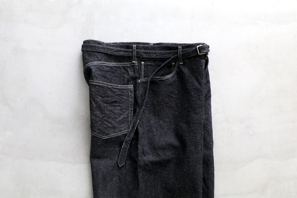 blurhms(�֥顼�ॹ) "12.9oz Denim Bias Belted Pants"