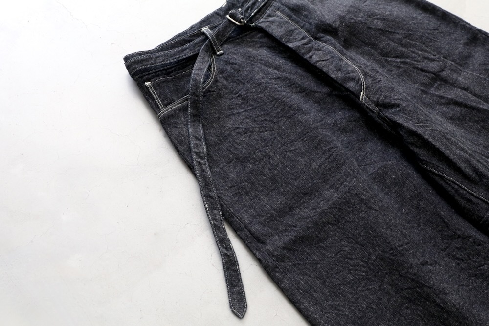 blurhms(�֥顼�ॹ) "12.9oz Denim Bias Belted Pants"