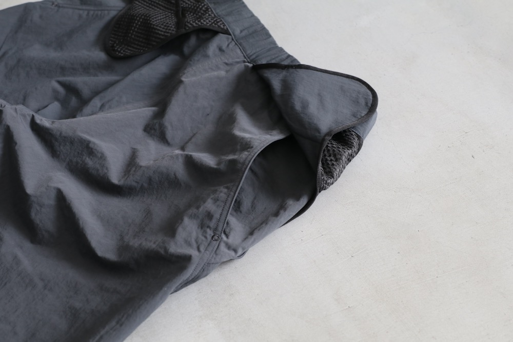 GOLDWIN 0 (������ɥ����� ����) "Helicoid Pocket Shorts"