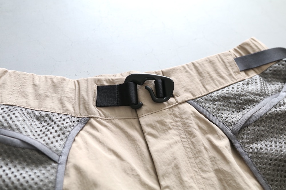 GOLDWIN 0 (������ɥ����� ����) "Helicoid Pocket Shorts"