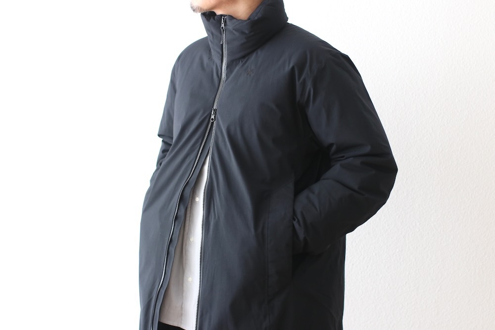 GORE-TEXGOLDWIN (ɥ) "GORE-TEX Snow Range Down Coat"