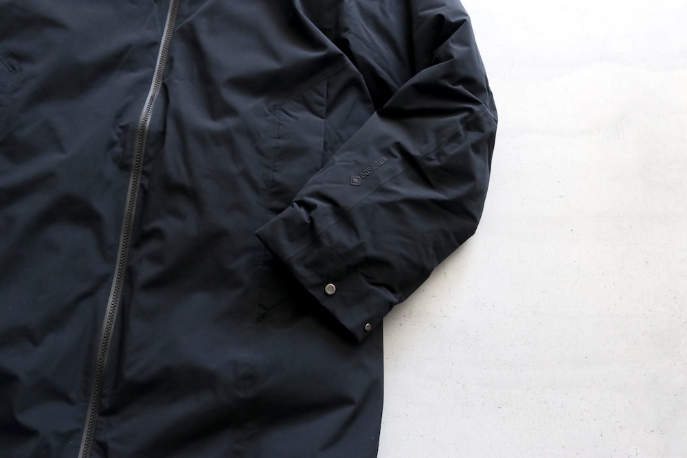 GOLDWIN (ɥ) "GORE-TEX Snow Range Down Coat"