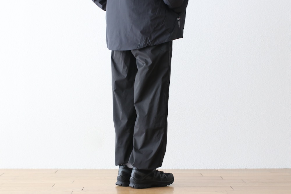 GOLDWIN 0 (������ɥ����� ����) "Parachute Wind Pants"