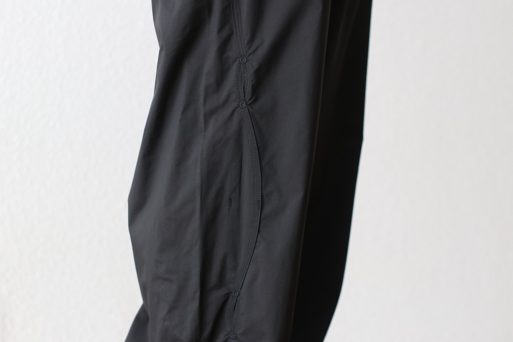GOLDWIN 0 (������ɥ����� ����) "Parachute Wind Pants"