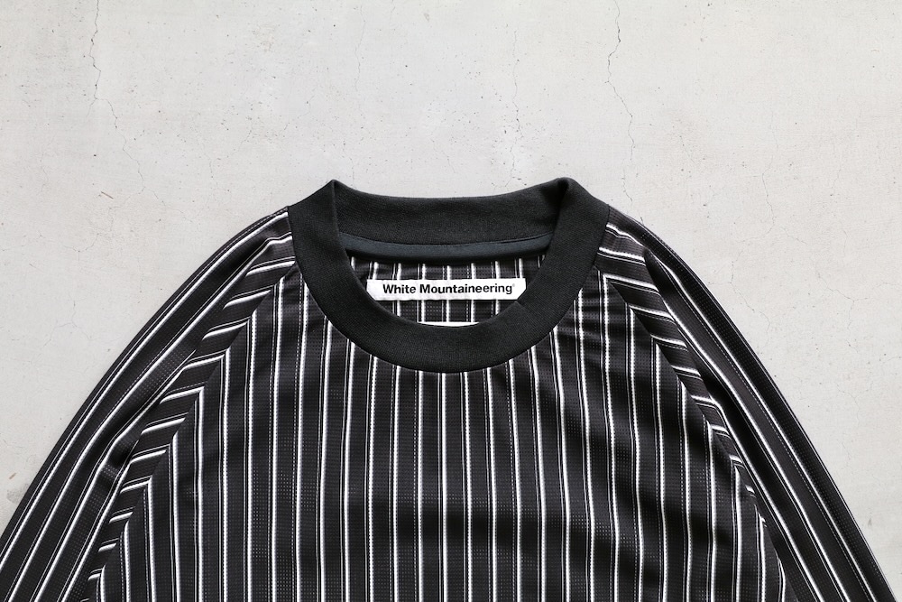 White Mountaineering (�ۥ磻�ȥޥ���ƥ˥����) "STRIPE RAGLAN PULLOVER"