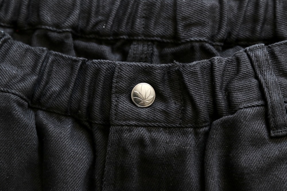 MANASTASH (�ޥʥ����å���) "CHILLIWACK SHORTS"