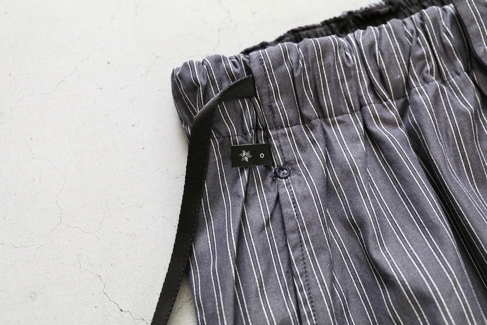 GOLDWIN 0 (������ɥ����� ����) "Reflective Striped Pants"