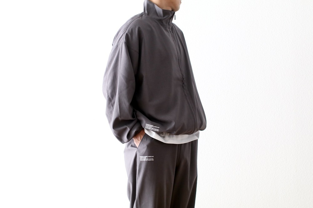 ReFresh!Service(�ե�å��奵���ӥ�) "SYNTHETIC WOOL TRACK SUIT"