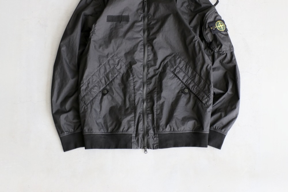 STONE ISLAND(ストーンアイランド ) 