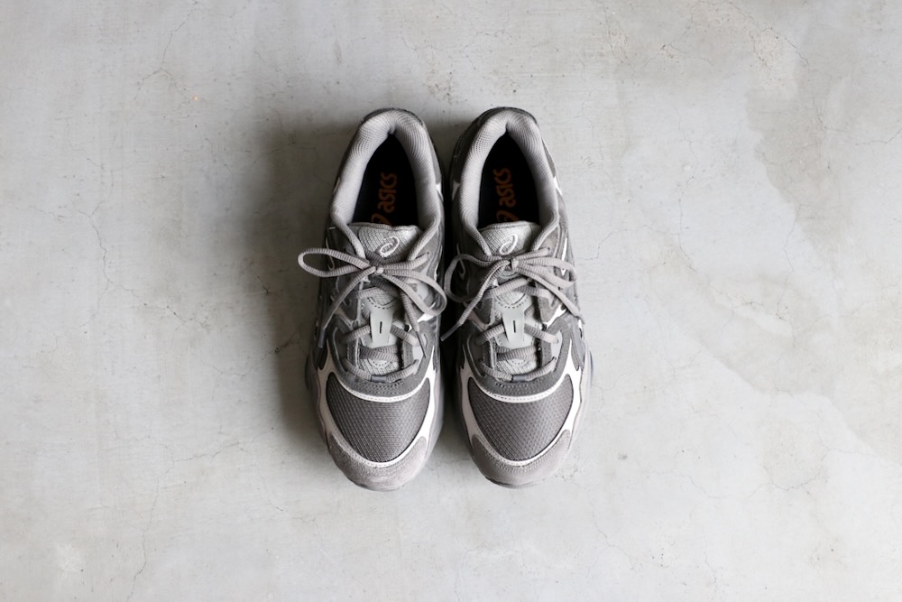 ASICS (アシックス) 