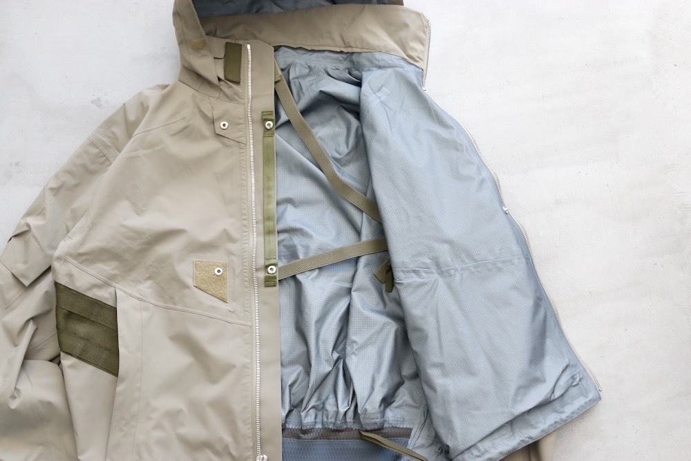 GORE-TEXACRONYM(˥) "J110TS-GT 3L Gore-Tex Pro Tec Sys Jacket"