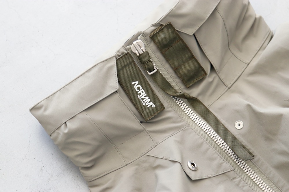 GORE-TEXACRONYM(˥) "J110TS-GT 3L Gore-Tex Pro Tec Sys Jacket"