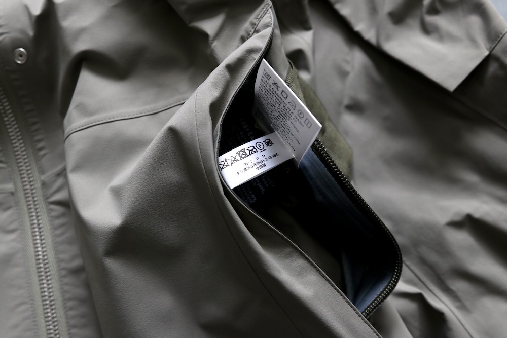 ��GORE-TEX��ACRONYM(�������˥���) "J110TS-GT 3L Gore-Tex Pro Tec Sys Jacket"