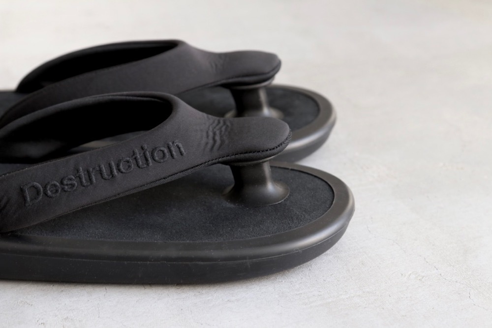 limitedOJOJO NAITO  itten. (祸 ʥȡߥåƥ)"BEACH SANDAL -wind water proof-"
