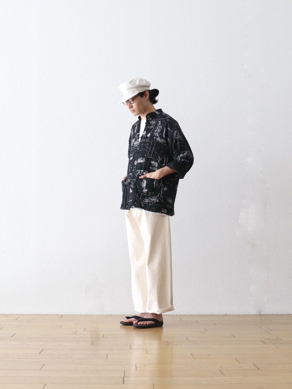 limitedOJOJO NAITO  itten. (祸 ʥȡߥåƥ)"BEACH SANDAL -wind water proof-"