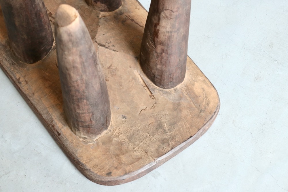 No.14✴️最終値下げ✴️大型アフリカ　スツール2️⃣ African Crafts (アフリカ工芸品) “セヌフォ族のスツール - LIGHT