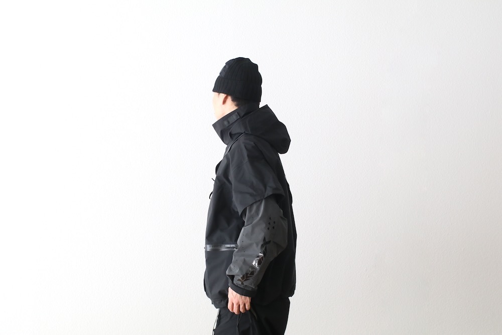 GORE-TEXACRONYM(˥) "J115-GT 3L Gore-Tex Pro Interops Jacket"