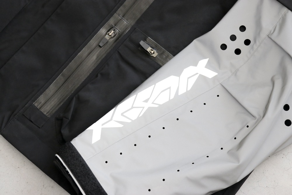 GORE-TEXACRONYM(˥) "J115-GT 3L Gore-Tex Pro Interops Jacket"