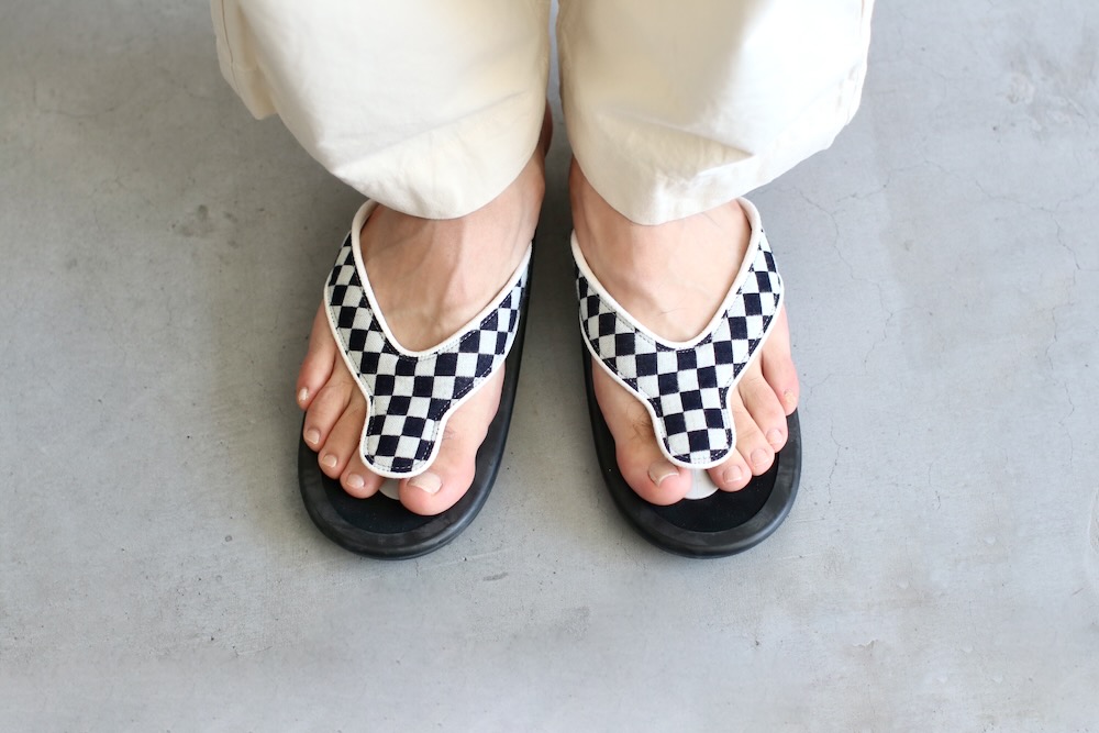 ��limited��OJOJO NAITO �� itten. (�����祸�� �ʥ��ȡ��ߥ��åƥ�)"BEACH SANDAL -checkered flag-"