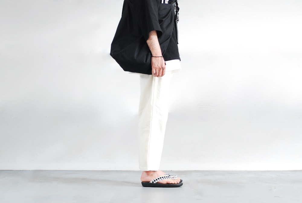 ��limited��OJOJO NAITO �� itten. (�����祸�� �ʥ��ȡ��ߥ��åƥ�)"BEACH SANDAL -checkered flag-"