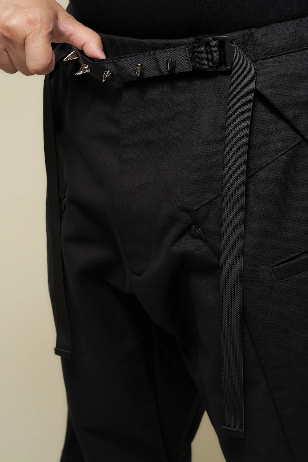 ACRONYM アクロニウム Neck Gaiter GD ジミン スキズ アクロニウム ACRONYM Neck gaiter （BLACK） -FASCINATE