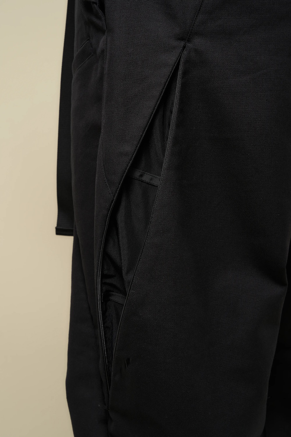 ACRONYM(˥) "P55-KI ripsmoleskin drawcord straight trousers"
