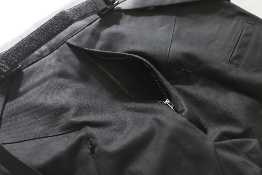 ACRONYM(˥) "P55-KI ripsmoleskin drawcord straight trousers"