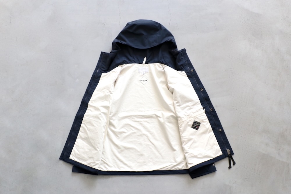 nanamica(ʥʥߥ) "2L NYLON GORE-TEX Cruiser Jacket"