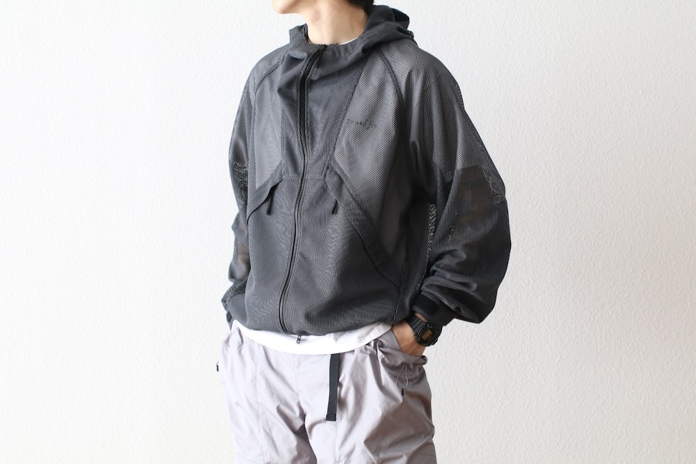 ��4.18 Release��GOLDWIN (������ɥ�����) "Tonalith Mesh Hooded Jacket"