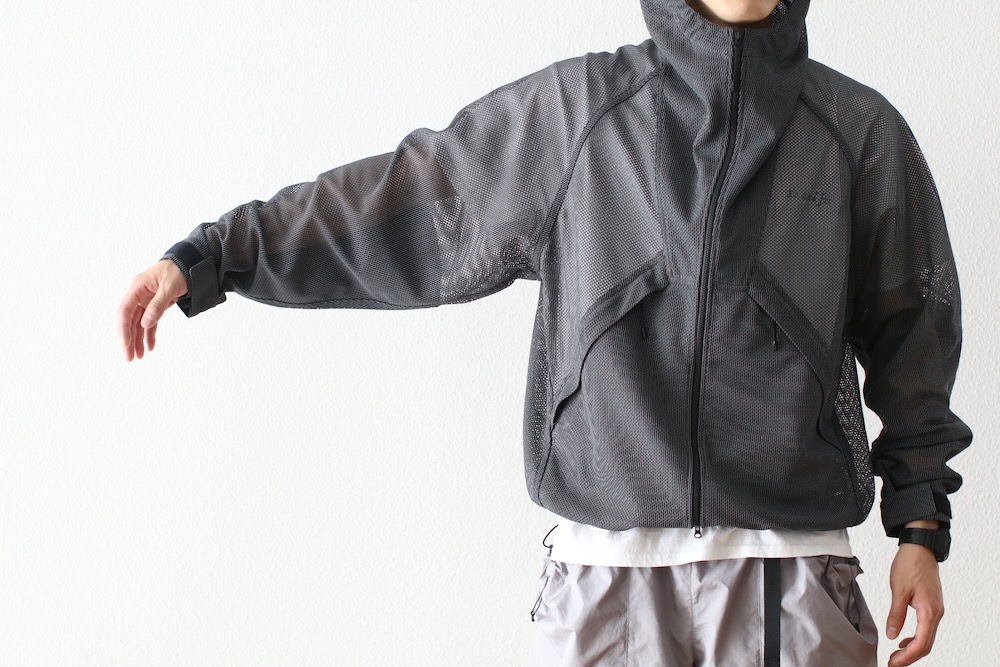 ��4.18 Release��GOLDWIN (������ɥ�����) "Tonalith Mesh Hooded Jacket"
