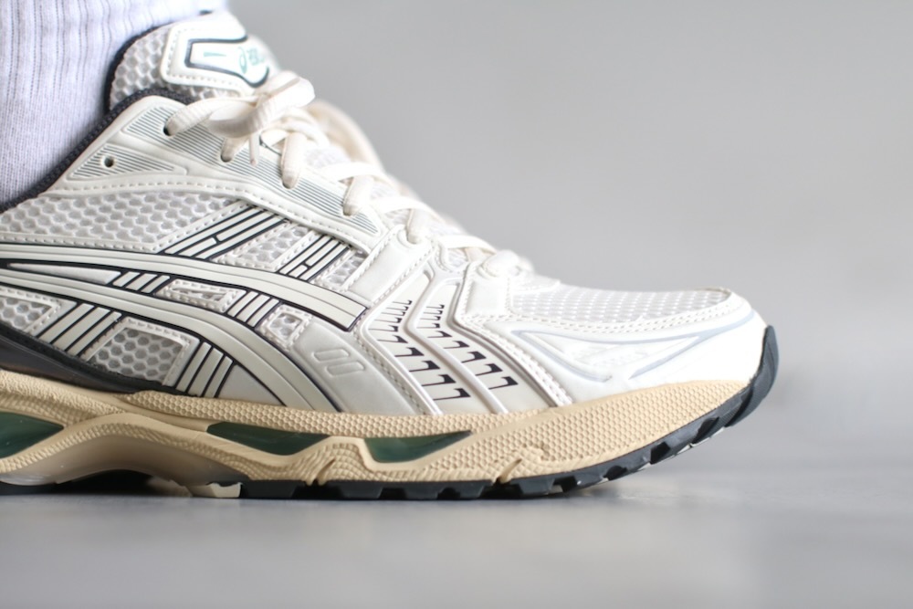 ASICS (アシックス) 