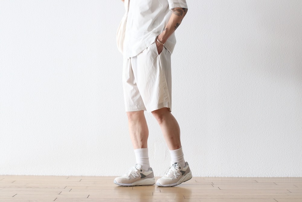 ATON (ȥ) "TRAVEL NYLON WIDE EASY SHORTS"