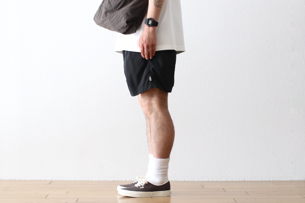 MADNESS (�ޥåɥͥ�) "MADNESS RHOMBUS LOGO NYLON ESSENTIAL SHORTS(17")"