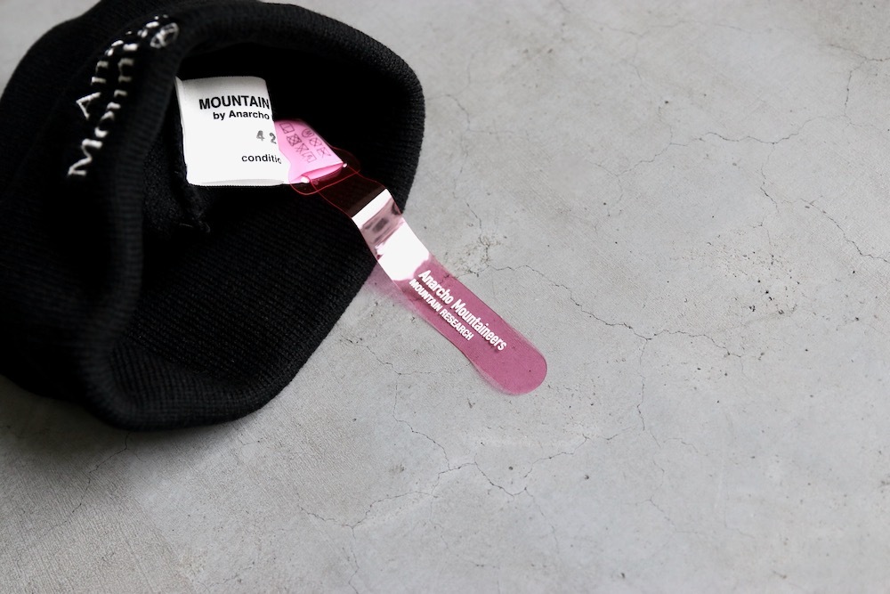 MOUNTAIN RESEARCH(�ޥ���ƥ�ꥵ����) "A.M. Beanie"