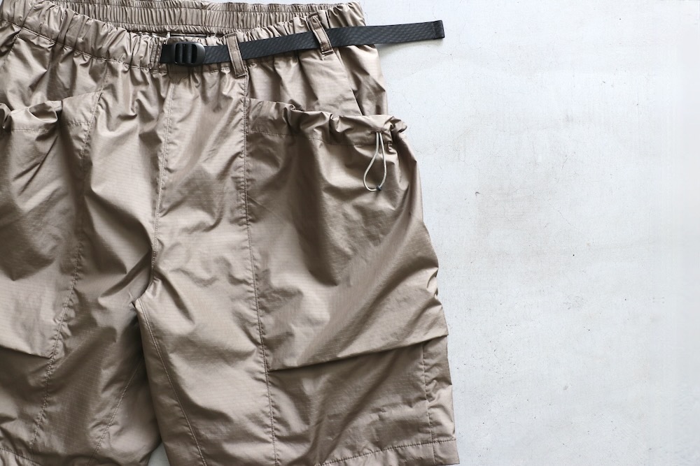 GOLDWIN (������ɥ�����) "Rip-stop Shorts"