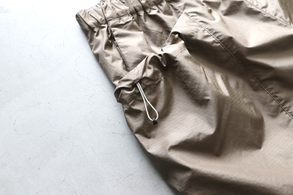 GOLDWIN (������ɥ�����) "Rip-stop Shorts"