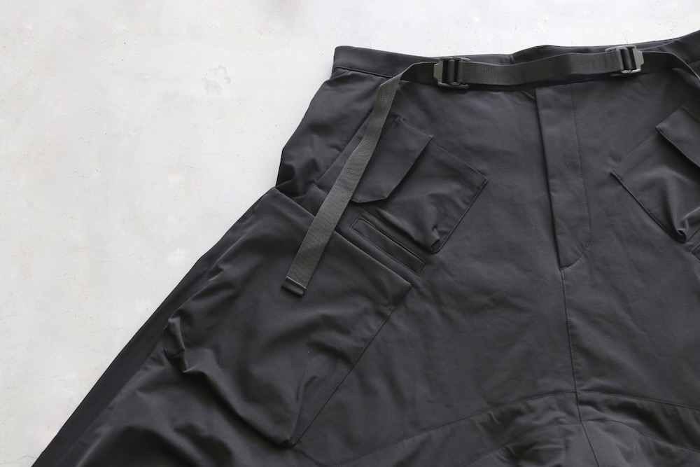 ACRONYM(˥) "P30AL-DS schoeller Dryskin Articulated Pants"