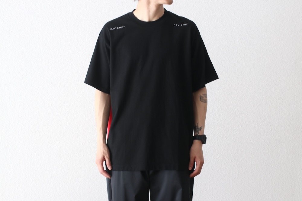 【国内買付】C.E VS XO98 Bits_Icons 2 BIG T Tシャツ ロゴ C.E(シーイー) 
